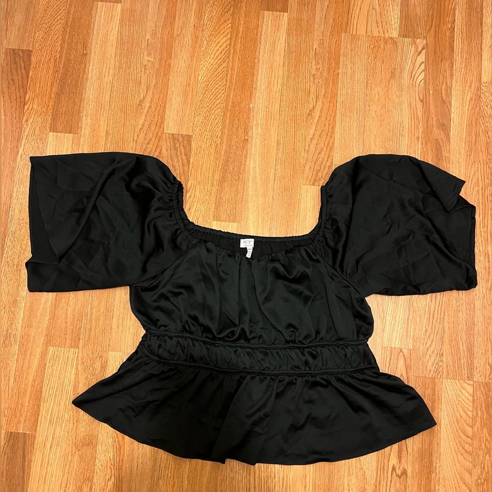 Black peplum top